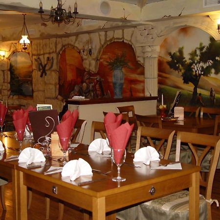 Don Quijote Koezepkori Panzio Es Etterem Hotel Lenti Exterior foto