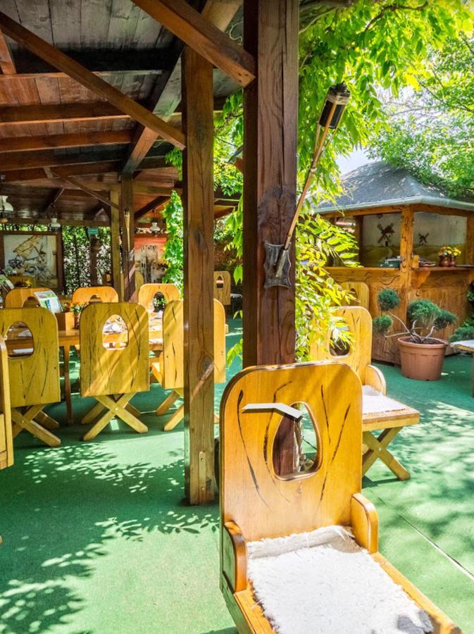 Don Quijote Koezepkori Panzio Es Etterem Hotel Lenti Exterior foto