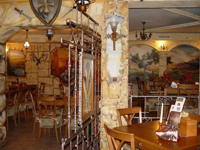 Don Quijote Koezepkori Panzio Es Etterem Hotel Lenti Exterior foto